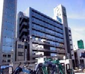 横浜支社の外観写真