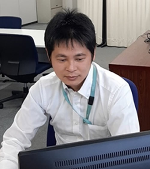 グループソフトウェア事業部システム4部　小島翔　（育児休業期間1年間）